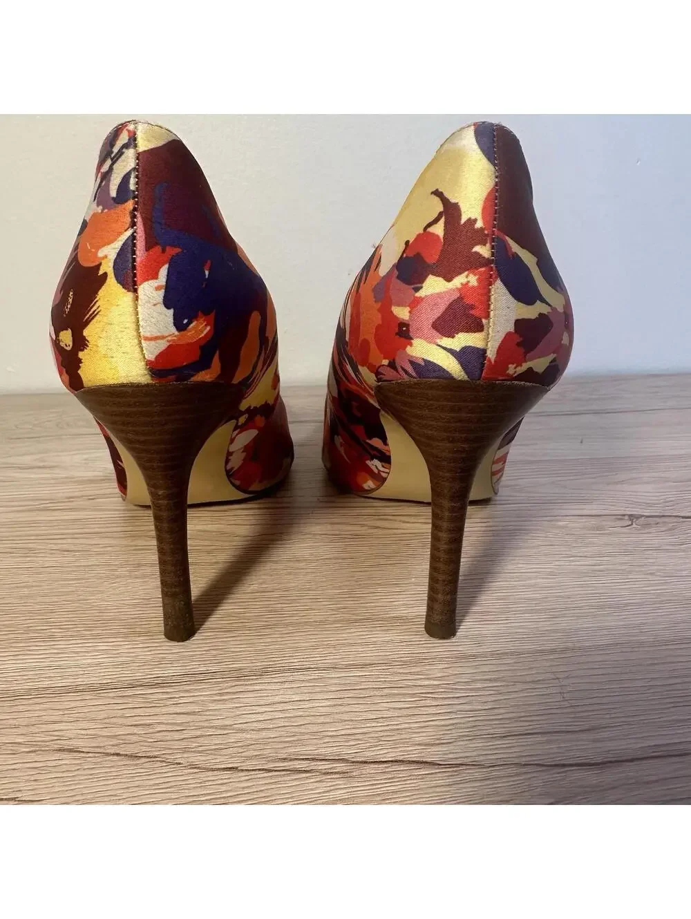 Marc Fisher product pair